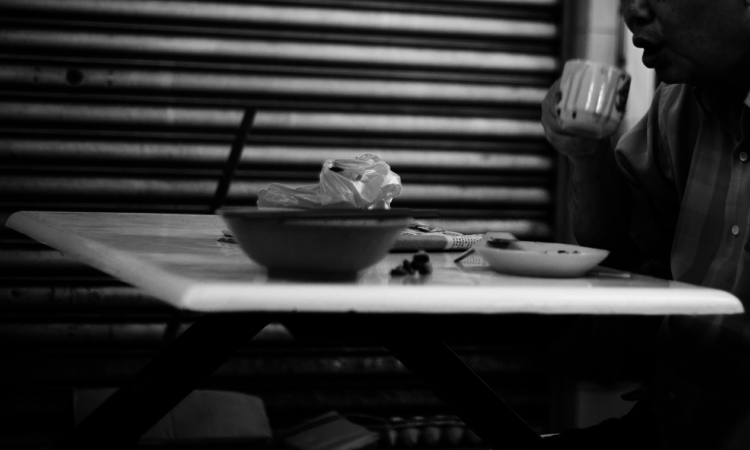 Post thumbnail of Annoyed by dirty hawker centres? Then don’t be a slob