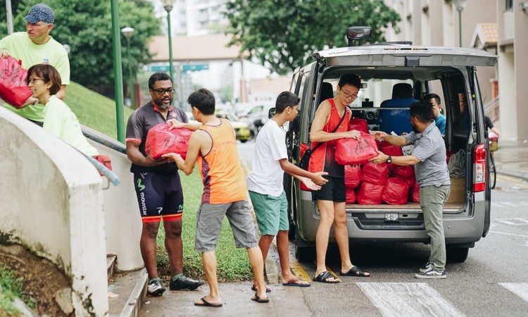 Post thumbnail of Three cyclists, 260km, one common goal – to feed the needy