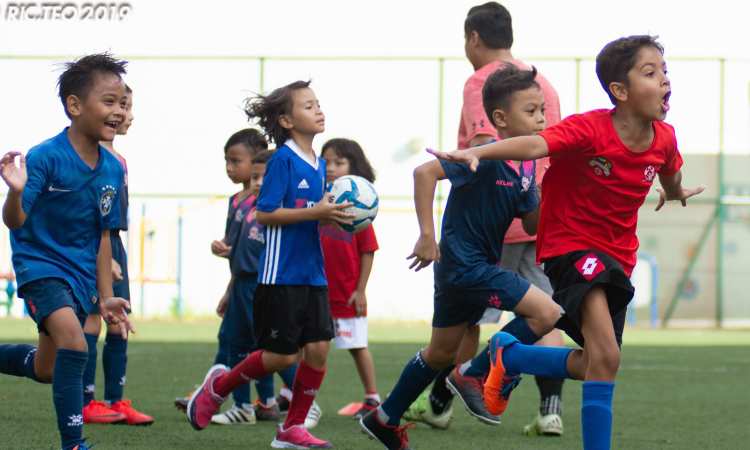 Post thumbnail of A love for football unites the young and old at Admiralty