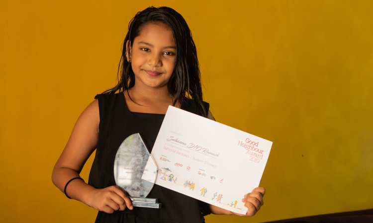 Post thumbnail of 7-year old girl keeps her cool and helps save neighbour’s flat from a fire