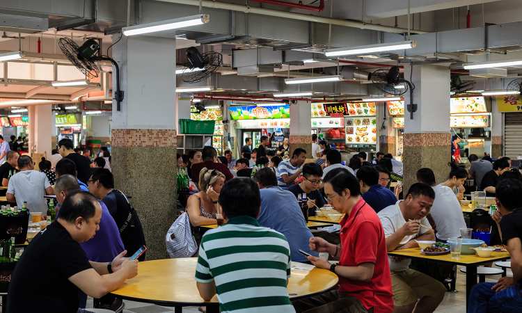 Post thumbnail of Youngsters’ act of kindness brightens elderly, handicapped man’s day