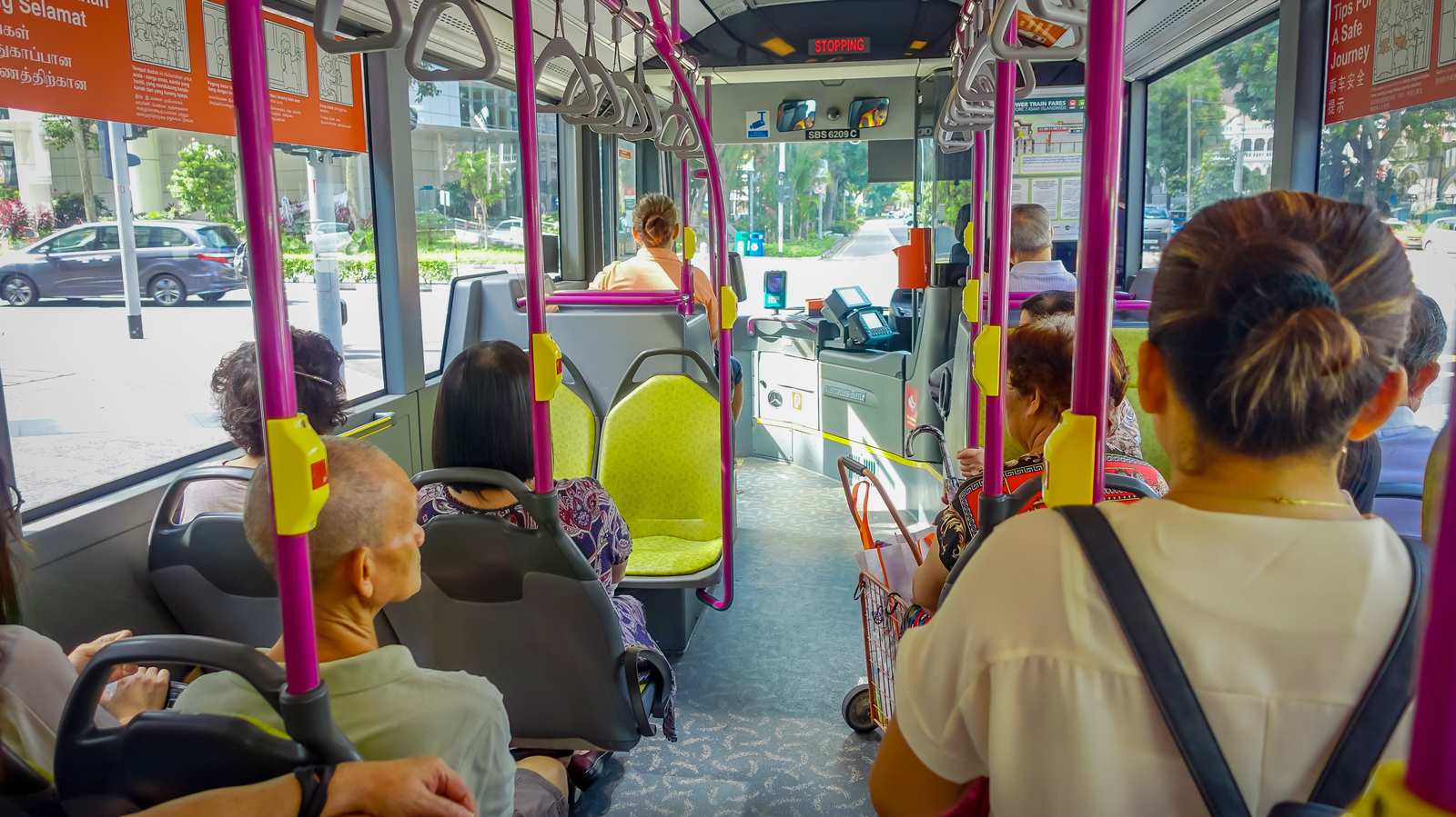 Netizens leap to the defence of bus captain accused of humiliating passenger