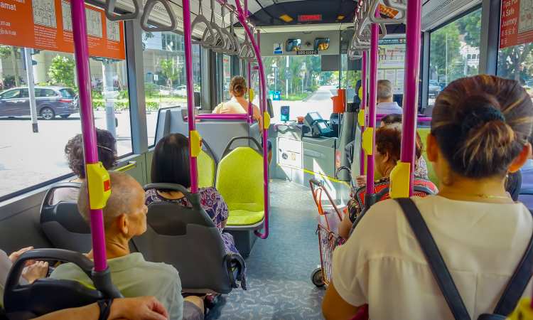 Post thumbnail of Netizens leap to the defence of bus captain accused of humiliating passenger