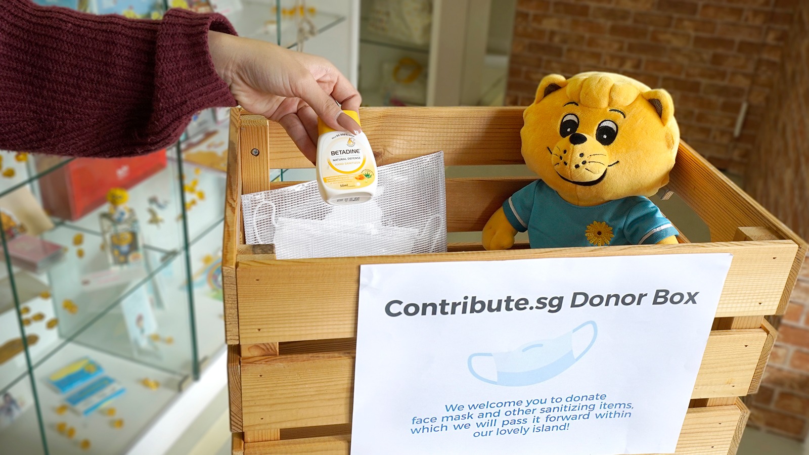 Have masks or sanitisers to spare? Contribute.sg helps you donate these to those who need them most