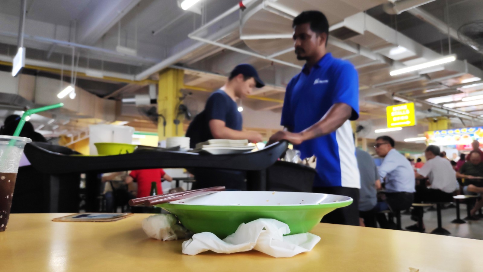 Post thumbnail of After years of campaigns, perhaps it’s time for tougher action to get diners to return trays