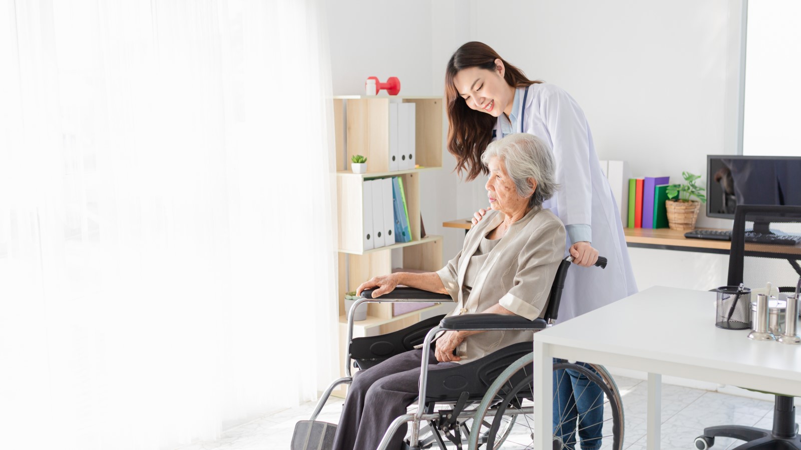 Post thumbnail of Who cares for caregivers? Volunteers share how their challenges inspired them to help others care for loved ones